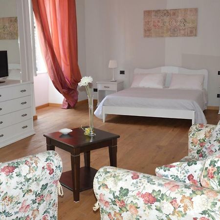Garibaldi House Apartment ติโวลี ภายนอก รูปภาพ