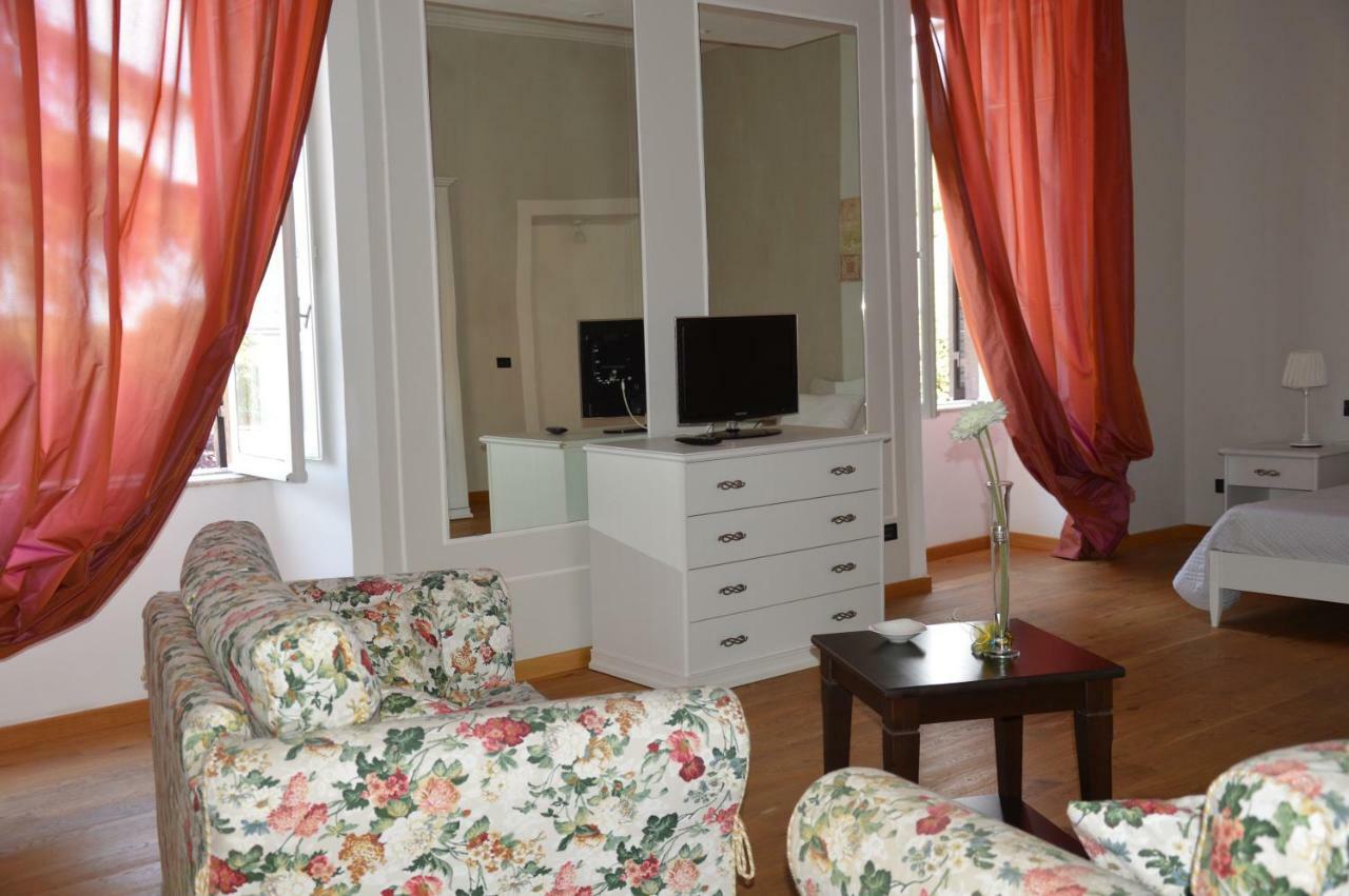 Garibaldi House Apartment ติโวลี ภายนอก รูปภาพ